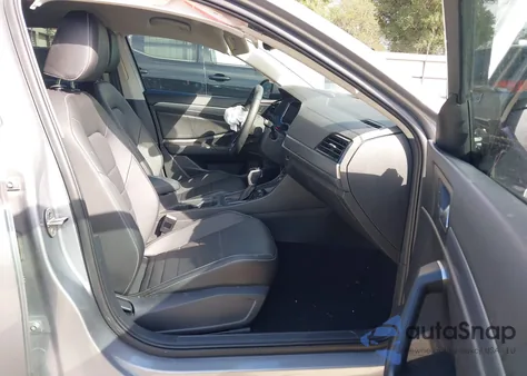 2022 Volkswagen Jetta 1.5T Se из США, поврежденный, VIN 3VWEM7BU2NM026443